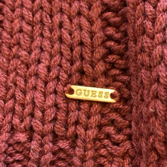Fashion Forward: Guess Burgundy DESTROYED SWEATER'/Distressed/V-neck/Fringe knit - Picture 6 of 6